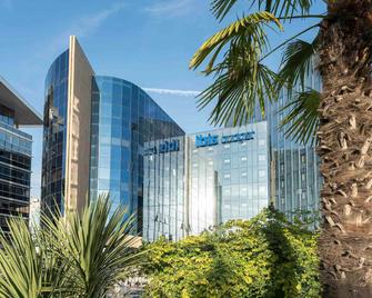 ibis budget Nice Aéroport Promenade des Anglais - Nice - Building