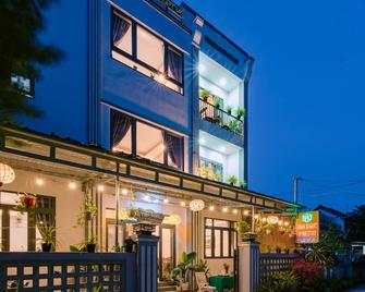 Vinh Khang Homestay - Hoi An - Building