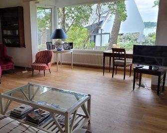 Villa In La Trinité-Sur-Mer, 5 Minutes Away On Foot From The Marina - La Trinité-sur-Mer - Living room