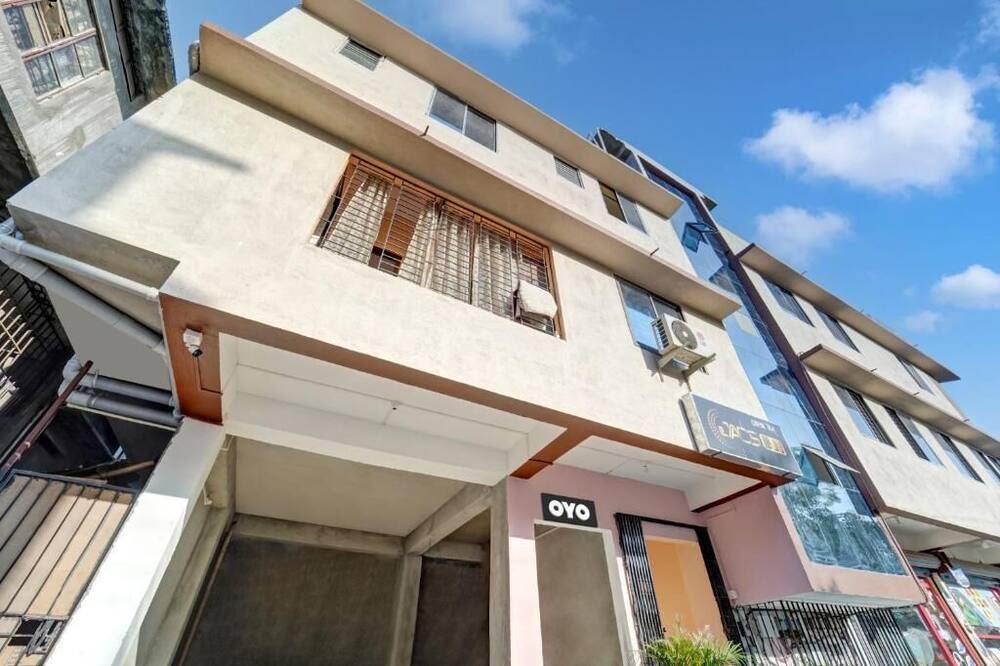 Hotel Jacs Inn - גוואטי - בניין