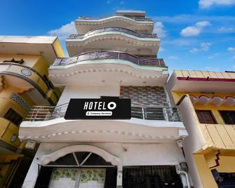 Hotel O Family Guest House - Gaya - Gebäude