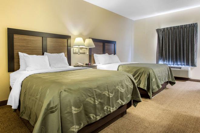 Quality Inn Surfside Myrtle Beach 81 1 2 4 Surfside Beach