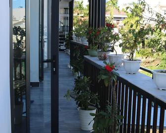 Green garden house - הוי אן - מרפסת