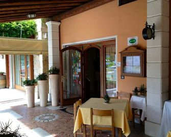 Albergo Isetta - Grancona
