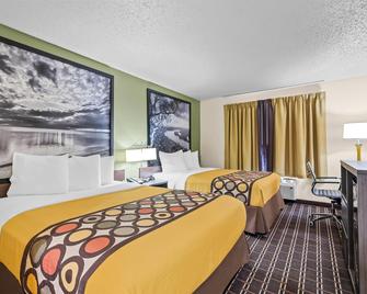 Super 8 by Wyndham Watertown WI - Watertown - Bedroom