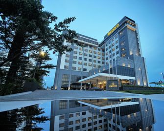 Impiana Hotel Senai - Senai - Edificio