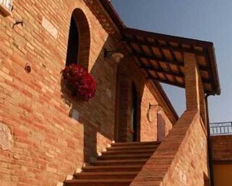 Agriturismo Tenuta Sol Alto - Castorano - Stairs