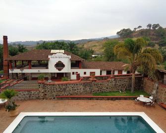 Hotel Campestre Hacienda Caracha - Уруапан
