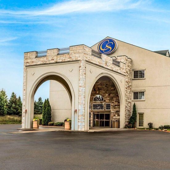 Comfort Suites at Par 4 Resort image 1