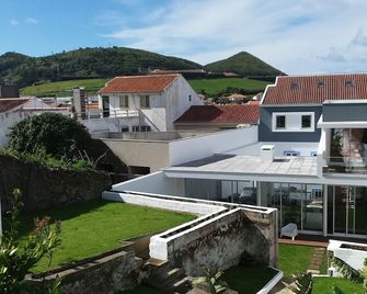 My Angra Charming House - Angra do Heroísmo - Vista del exterior