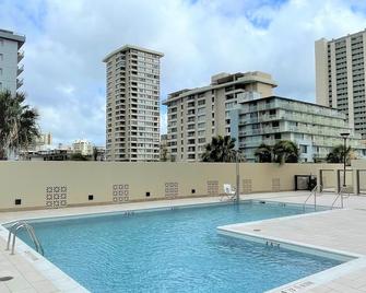 Royal Kuhio - Honolulu - Pool