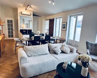 Antique Apartments Old Town - Cracovia - Soggiorno