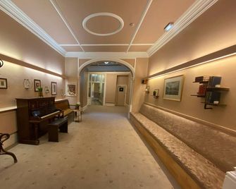 Green Gables Hotel - Scarborough - Pasillo