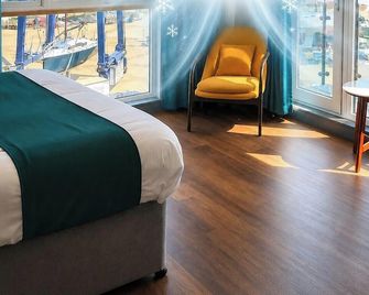 Pinnacle Suites - Cowes