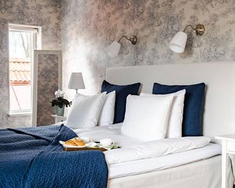 Höörs Gästgifwaregård - Höör - Bedroom