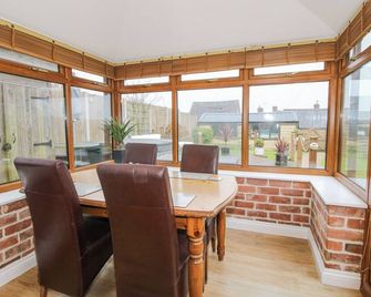Clandyke Cottage - Ludlow - Dining room