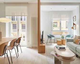 Daira Arena by FeelFree Rentals - San Sebastian - Living room