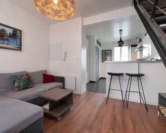 La Désirade - Ilots de Merville - Lorient - Living room