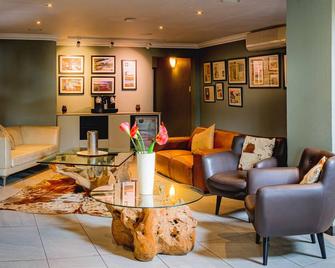 Menlyn Boutique Hotel - Pretoria - Living room