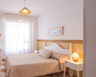 Hostal Jomarijo - Fuengirola - Bedroom