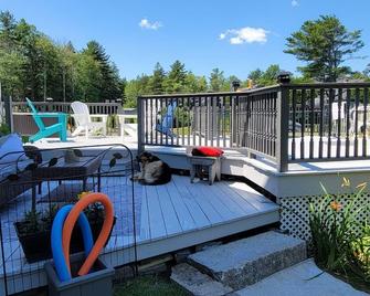 Pet Friendly Cottage with amenities your family won't want to miss! - Saint George - Balcón