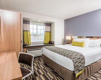 Microtel Inn & Suites by Wyndham Beaver Falls - Beaver Falls - Habitación