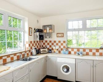 Berrylane, Pet Friendly In Enniscorthy, County Wexford - Enniscorthy - Kitchen