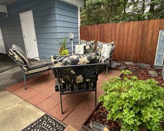 Great Location! Kenai -- Close To Beach/Mouth Of The Kenai River - Kenai - Patio