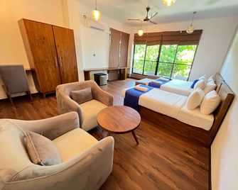 Hotel Elephant Bay - Pinnawala - Living room