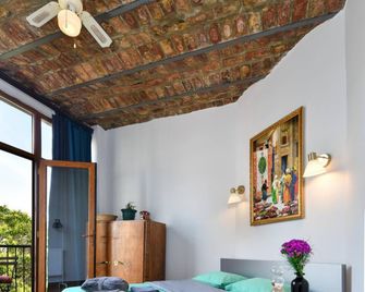 Galata Tower at Your Fingertips Private Balconies - Istanbul - Bedroom