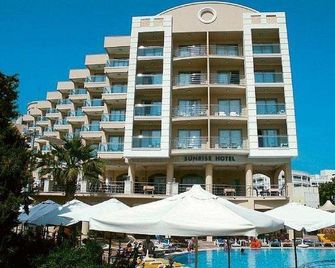 Sunrise Hotel - مارماريس - مبنى