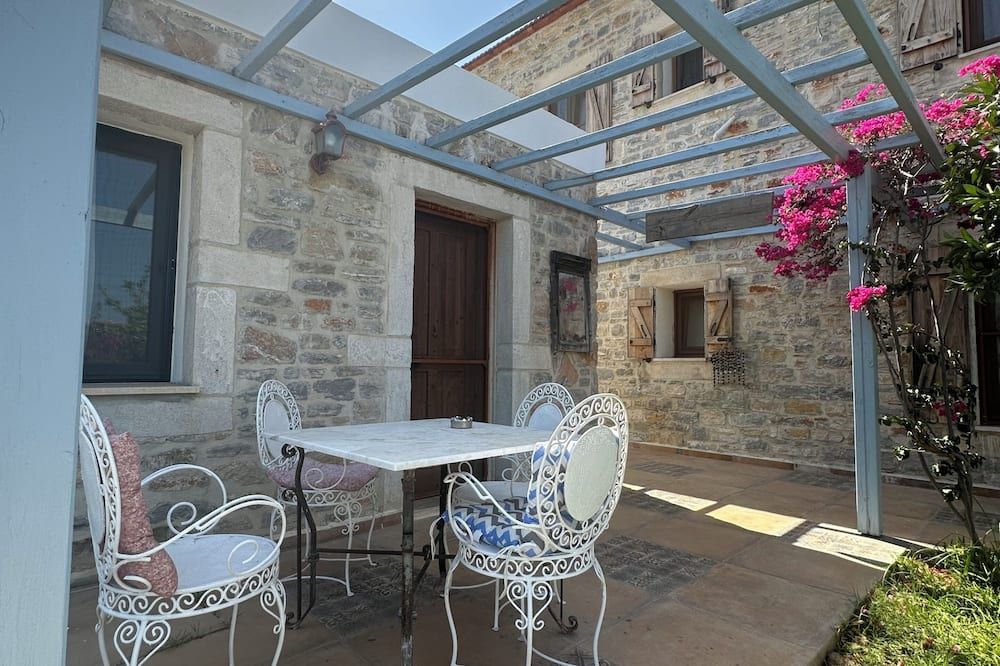 Eski Datça Otel - Datca - Innenhof
