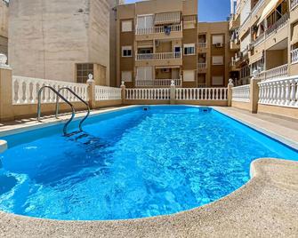 Pet Friendly Apartment In Torrevieja - Torrevieja - Pool