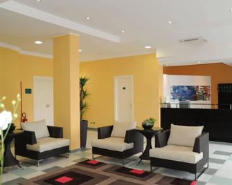 Hotel Bulla Regia - Fontane Bianche - Lobby