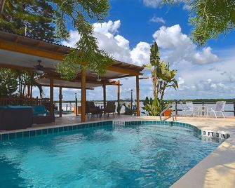 Turtle Beach Resort - Siesta Key - Piscina
