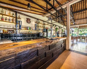 Ocean Sun Dive Resort - Kubu - Bar
