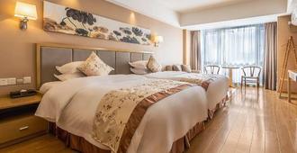 Comfort Hotel - Guilin - Bedroom