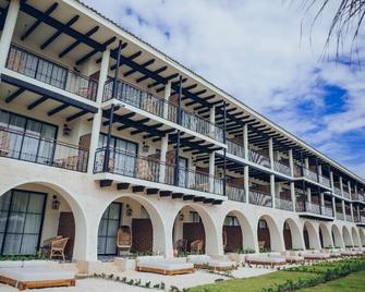 El Beso Adults Only At Ocean El Faro - All Inclusive - Uvero Alto - Rakennus