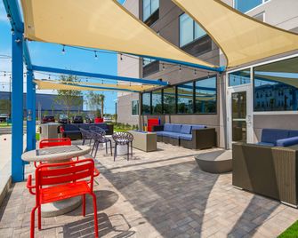 Tru By Hilton Destin - Destin - Patio