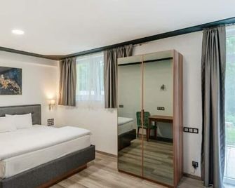Smarthotel Aalen - Аален