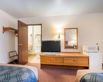 Econo Lodge - Saint Albans