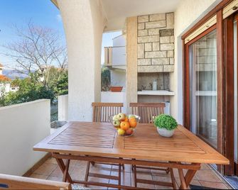 Apartments Villa Bernarda - Šilo - Balcony