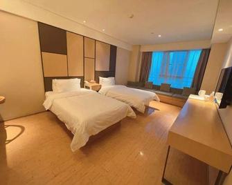 Ji Hotel Baoji Railway Station - Baoji - Slaapkamer