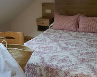 Hostal Casa Isabel - Portonovo - Спальня