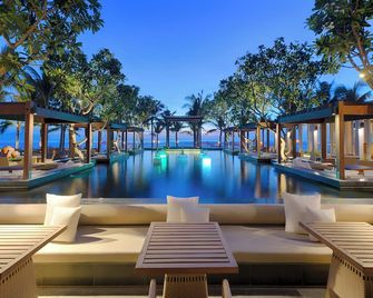 Naman Retreat - Đà Nẵng - Pool