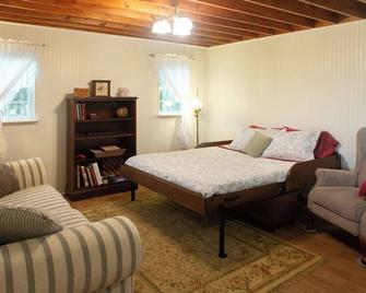 On farm cottage with mountain views. - Bridgewater - Habitación