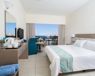 Avanti Hotel - Paphos