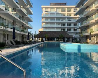 Luxury 2-bedroom 2-bathrooms condo WiFi, fitness room in pleasant Nuevo Vallarta - Las Jarretaderas - Piscina