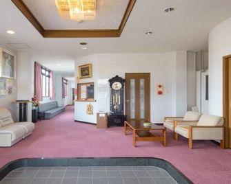 Business Hotel Yamaguchi - Nanao - Huiskamer