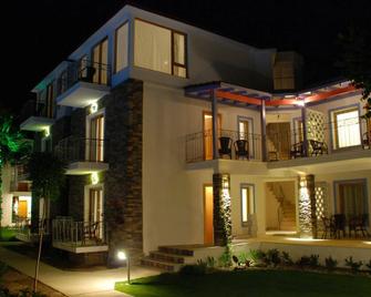 Cennet Park Hotel - Gündoğan - Building